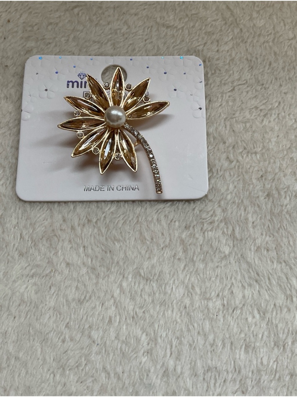 Mint Gold-Tone Flower Brooch with Pearl and Clear Crystals